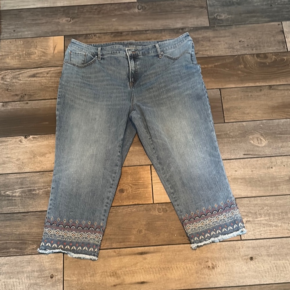 Chico's Blue Ankle Cropped Jeans with Embroidered and beaded Raw Hem